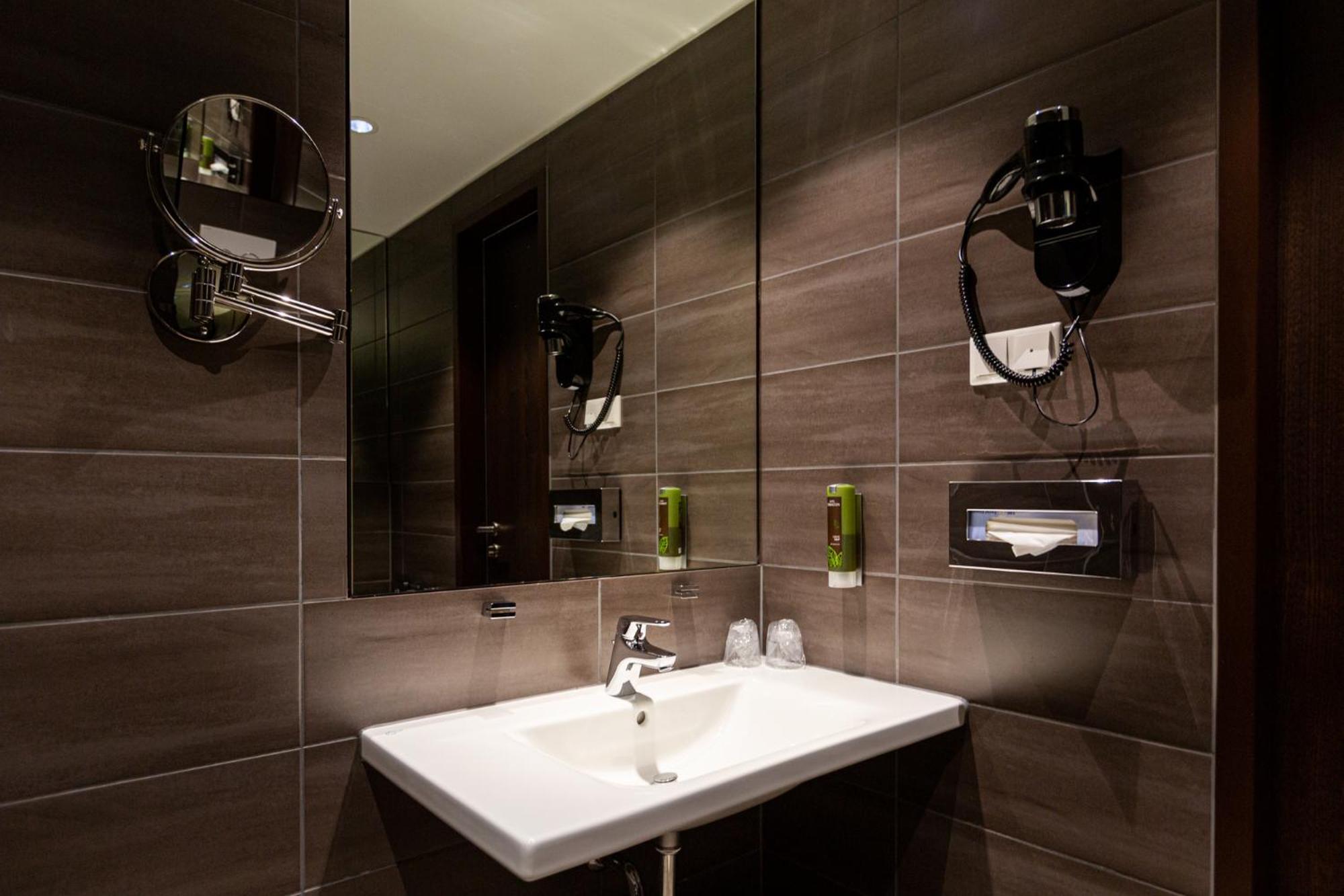 Tobbaccon Hotel Bensheim Zewnętrze zdjęcie